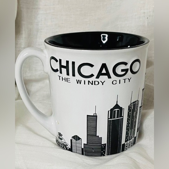Chicago 3D Mug | Chicago Mug | Ceramic Coffee Cup Souvenir | Windy City 15 Oz - Picture 2 of 4